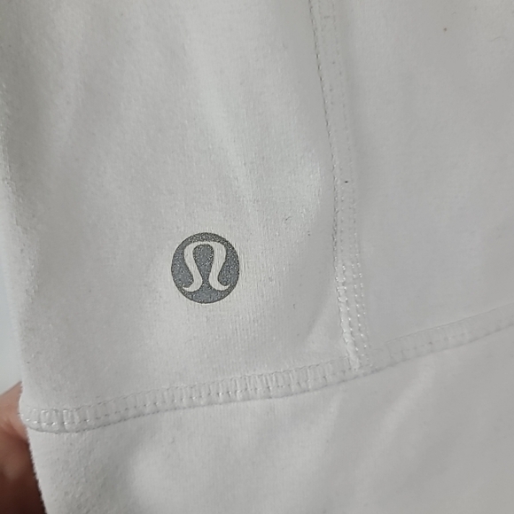 Lululemon Women's White Blue Define Jacket Athletic Running Yoga Sz 4 - Picture 8 of 8